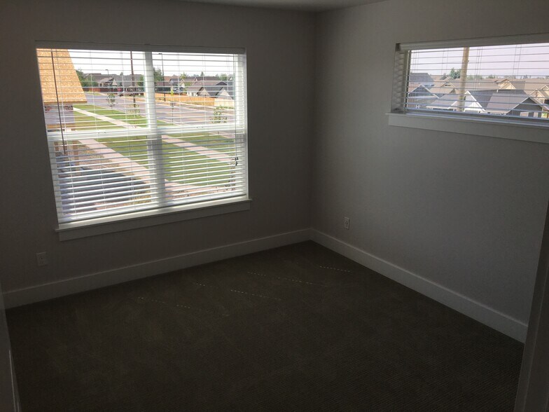 bedroom - 5305 Westmorland Dr