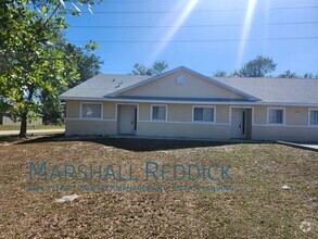 Building Photo - 2 bed 2 bath off Del Prado Blvd North