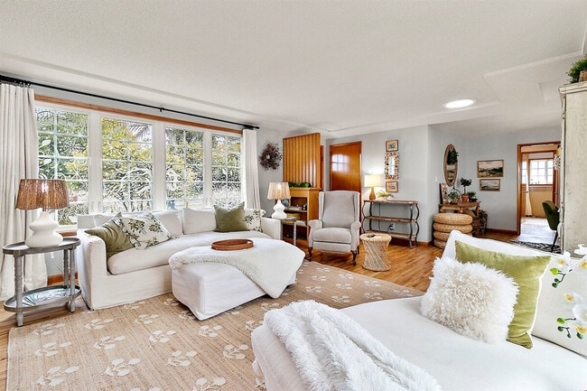 Building Photo - 5717 N 18th St