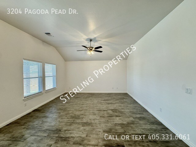 Building Photo - 3204 Pagoda Pead Dr