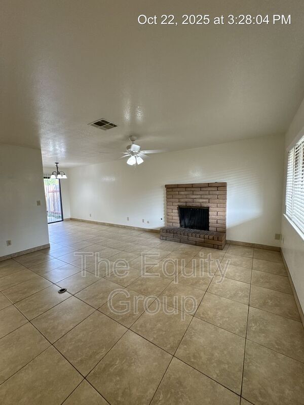 Building Photo - 2038 E Vassar Ave