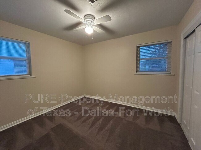 Building Photo - 3428 Statler Dr
