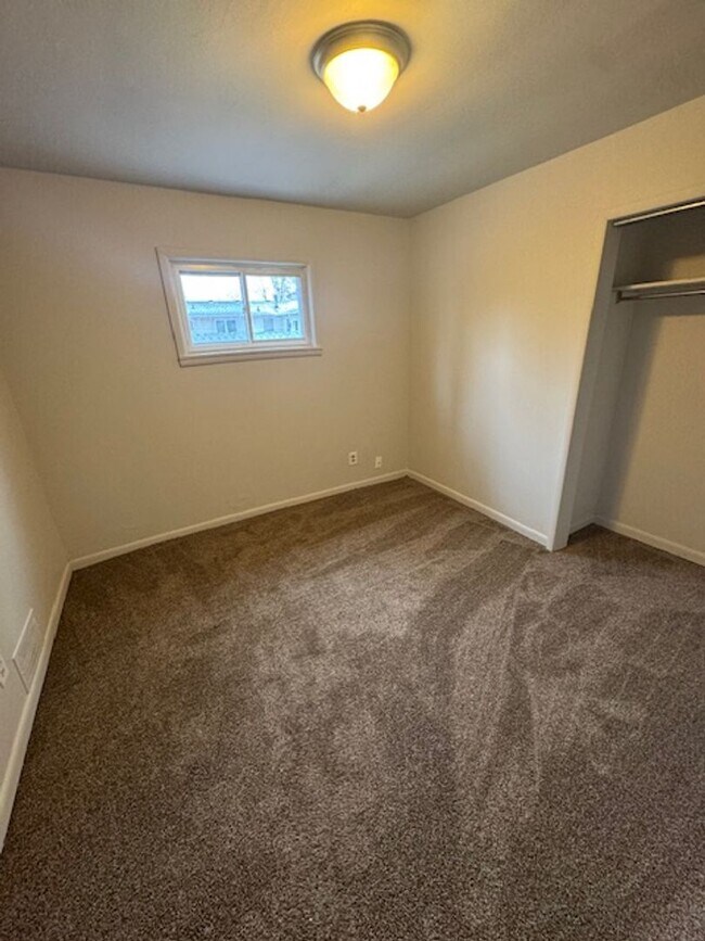 Building Photo - 3519 Abbott St