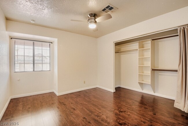 Building Photo - 912 Portulaca Ct