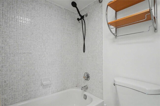 Building Photo - 20335 W Country Club Dr