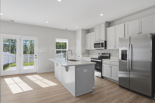 Building Photo - 237 Orange Blossom Run