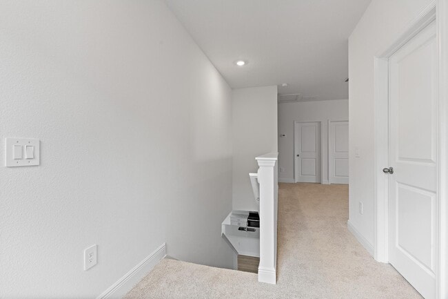 Building Photo - 2276 Hen Rd