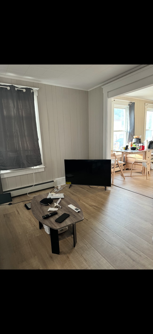 Building Photo - 87 Jackson Ave