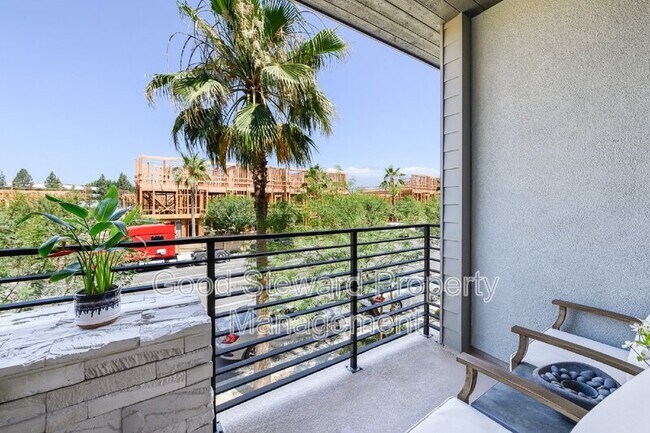 Building Photo - 9608 Nova Pl