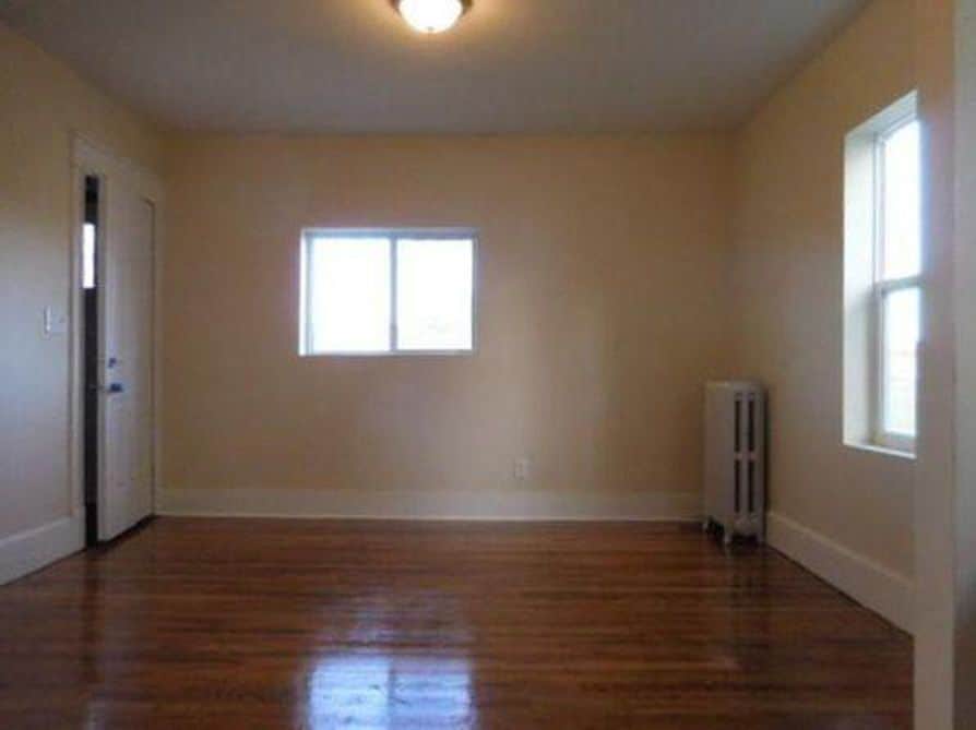 Building Photo - 735 Union St