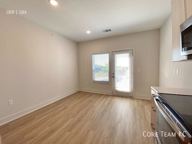 Building Photo - Brand New Spacious Studio in Shawnee