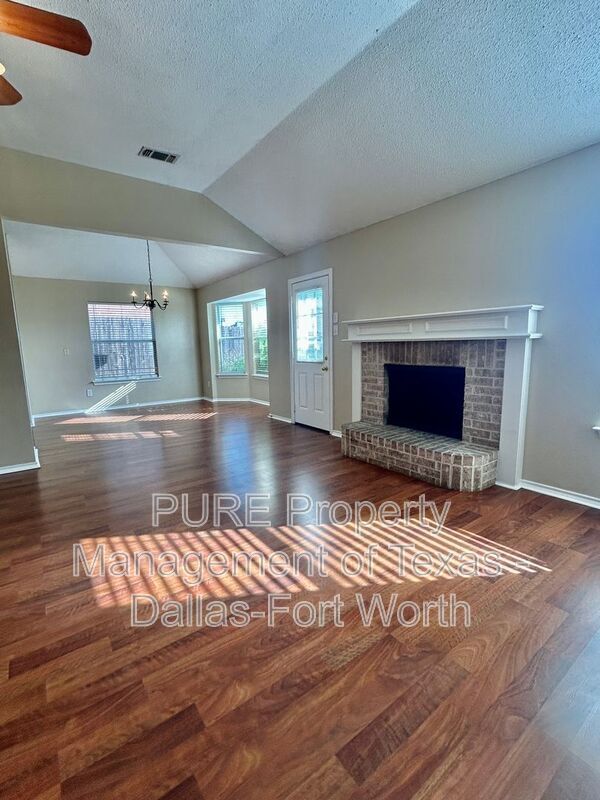Building Photo - 1714 Ryanfeld Dr