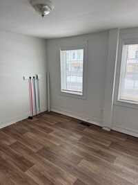 Building Photo - 1124 Dudley Ave