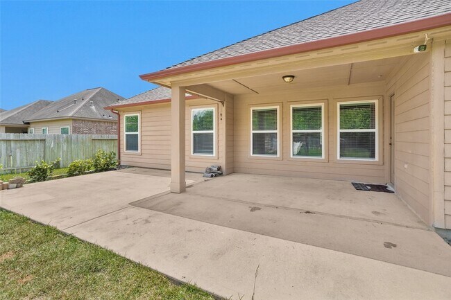 Building Photo - 18755 Wichita Trail