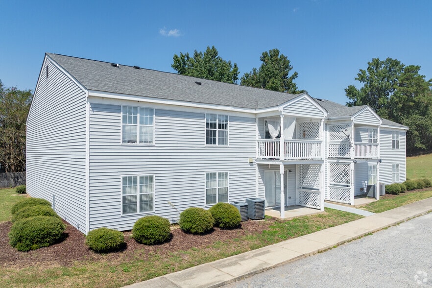 Primary Photo - Deerfield Run Apartments