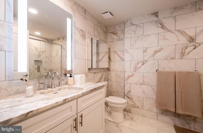 Building Photo - 2301 John F Kennedy Blvd