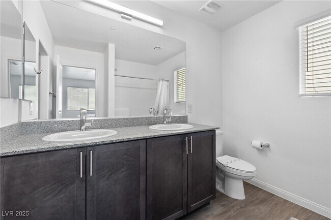 Building Photo - 7005 Magenta Moon St