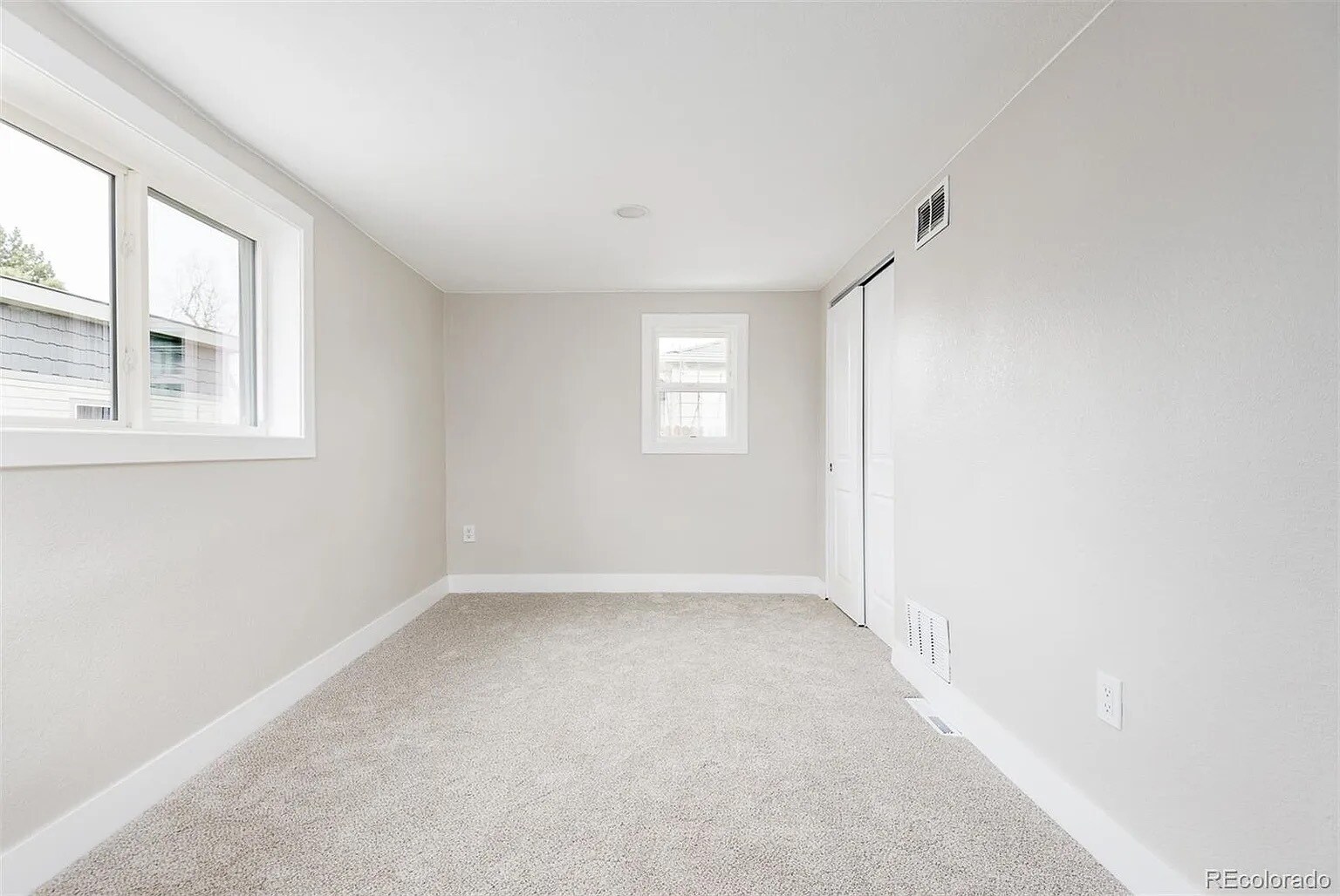 Building Photo - 645 Newton St