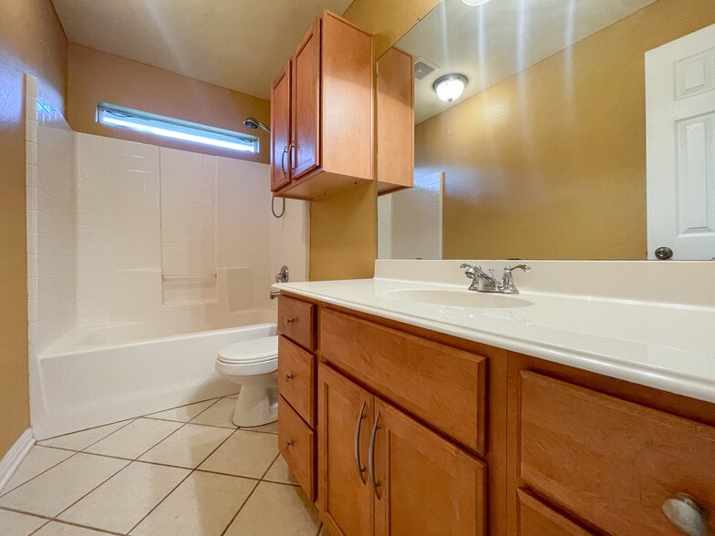 Building Photo - 10113 Condor Loop