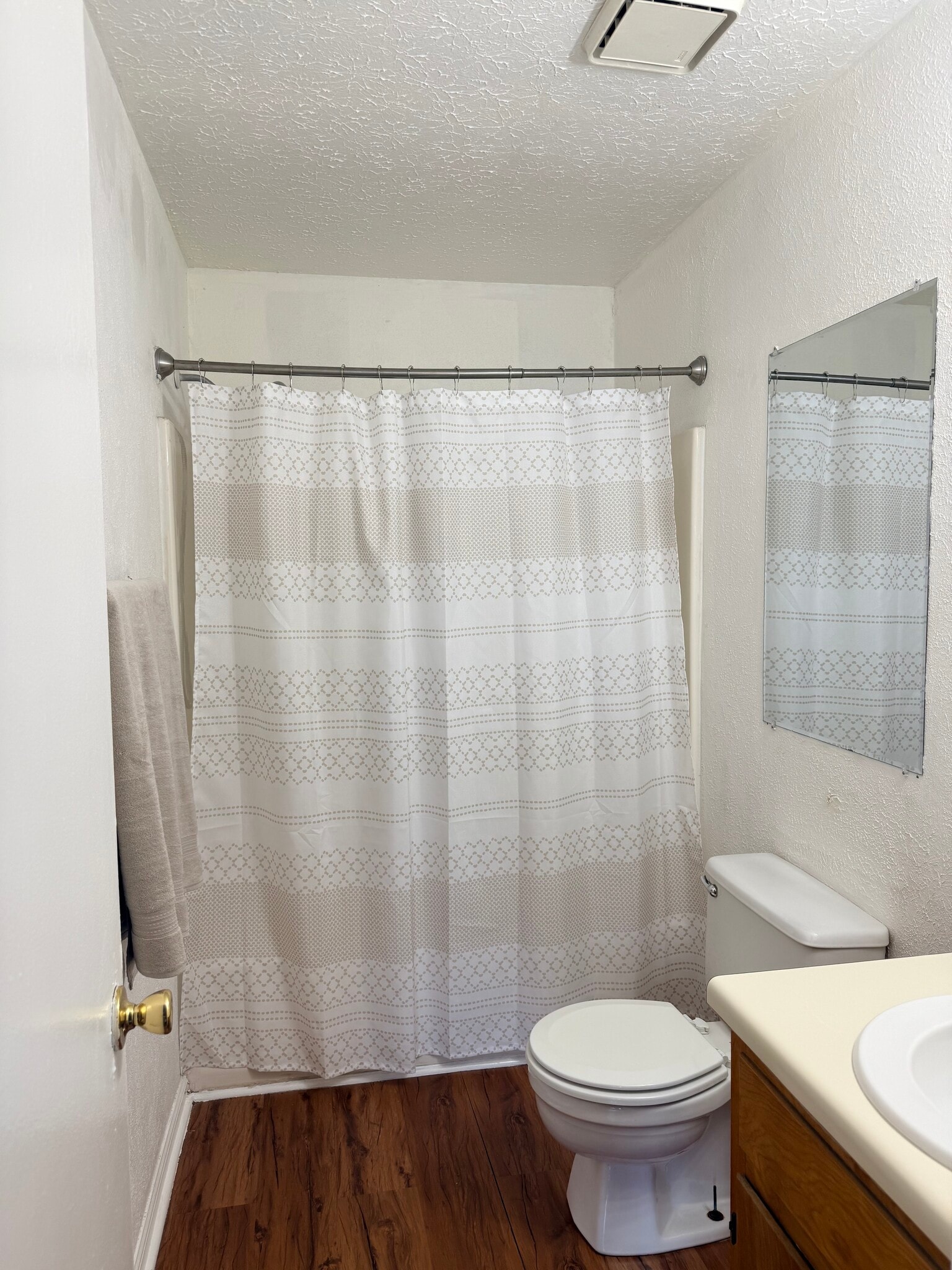 Building Photo - 15 Ferguson Dr