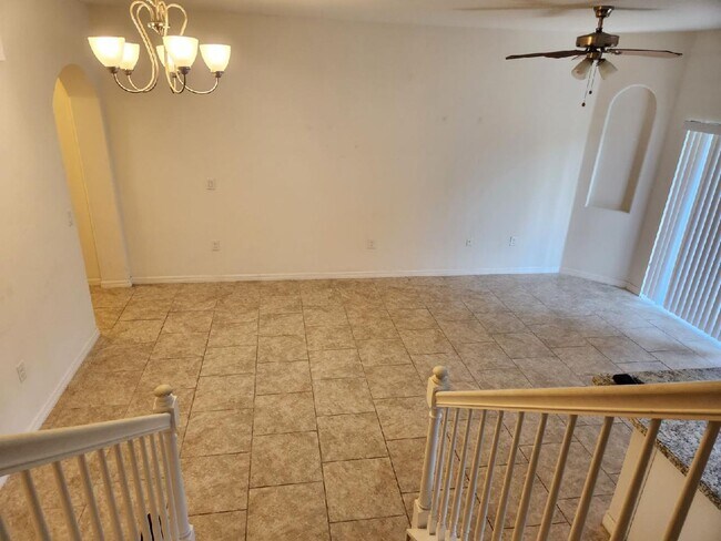 Building Photo - 105 Misty Glen Ln