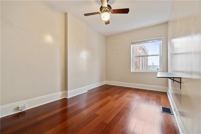 Building Photo - 414 Fisk St