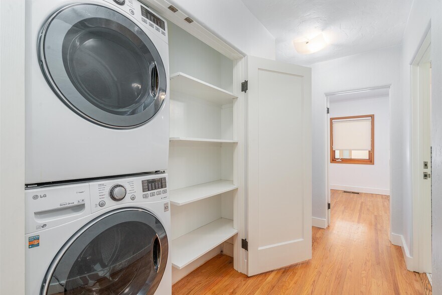 Laundry - 8245 W 4th St