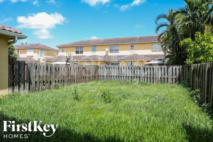 Building Photo - 24521 SW 110th Ave