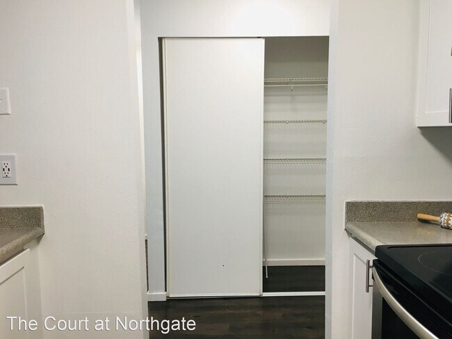 Building Photo - 1 br, 1 bath Apartment - 11300 3rd Avenue ...