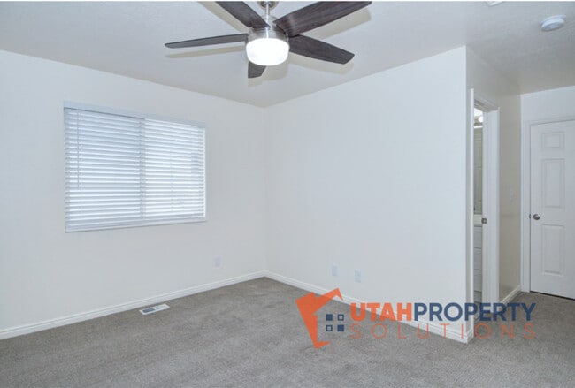 Building Photo - 7708 N Wyatt Earp Ave