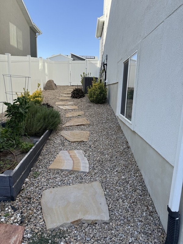 Building Photo - 841 Wynwood Park Dr