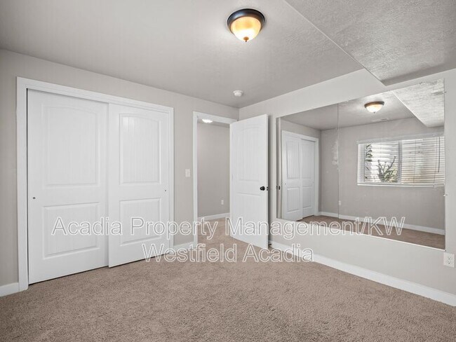 Building Photo - 15179 S Cantle Dr