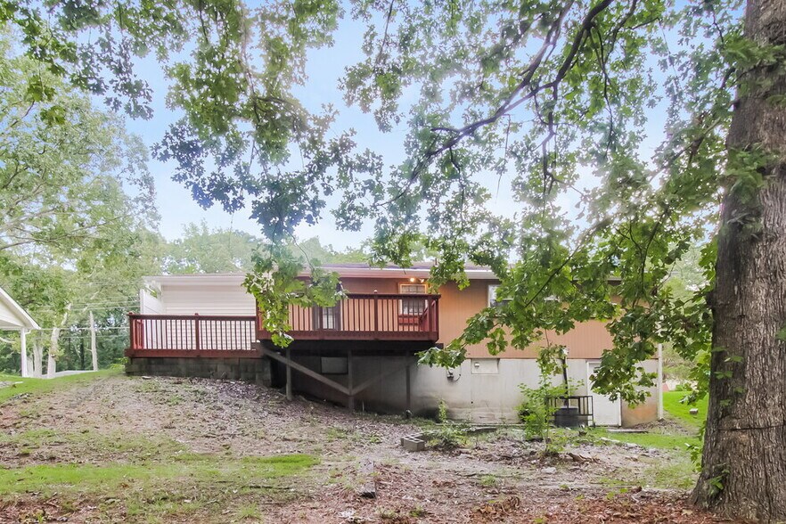 Building Photo - 6325 Wellington Way