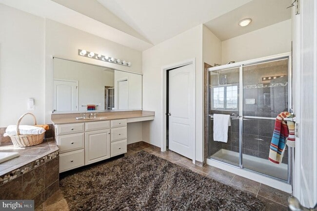 Building Photo - 23222 Hemmingford Cir