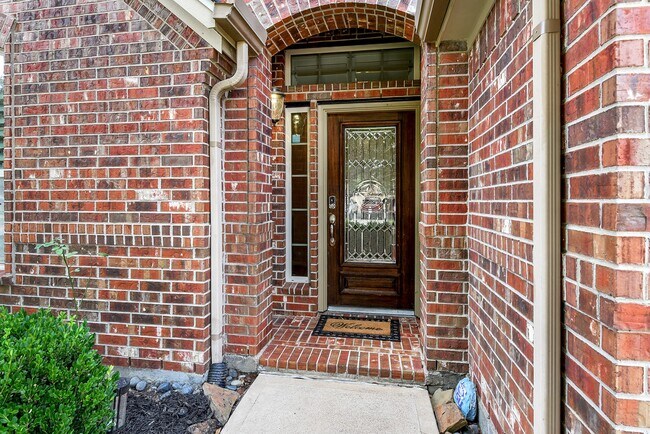 Building Photo - 2911 Fair Chase Dr