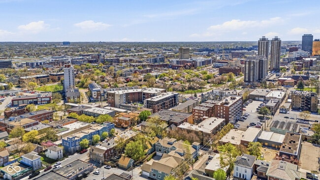 Building Photo - 228 E St Joseph St