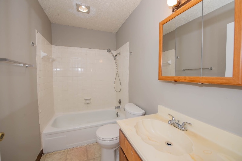 Building Photo - 2054 Garland Ave