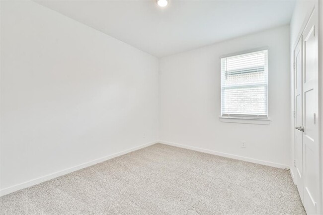Building Photo - 14316 Yellow Hawthorn Ct