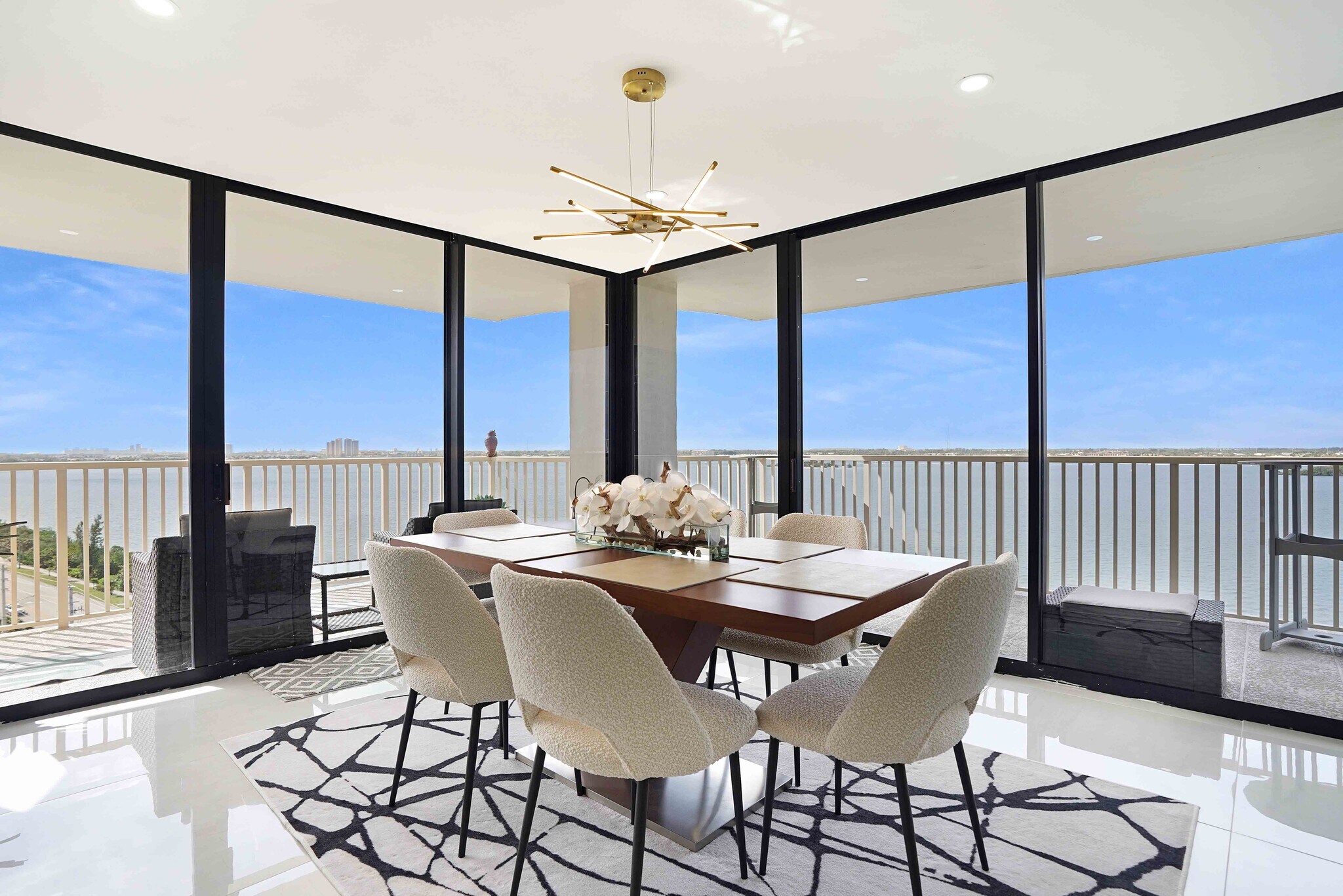 Building Photo - 5480 N Ocean Dr