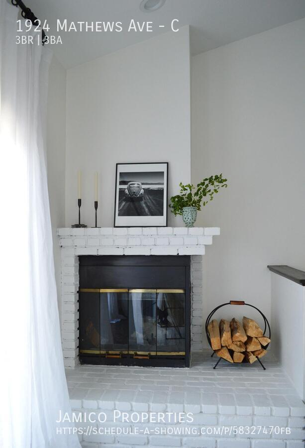 Building Photo - 1924 Mathews Ave