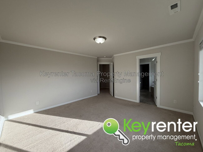 Building Photo - 2688 81st Ave Ct E