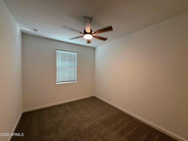 Building Photo - 4164 W Yolanda Ln