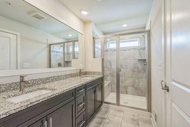 Building Photo - 5337 Phillis Wheatley Pl