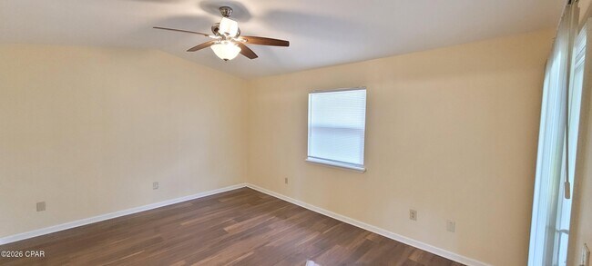 Building Photo - 1319 Calabria Rd