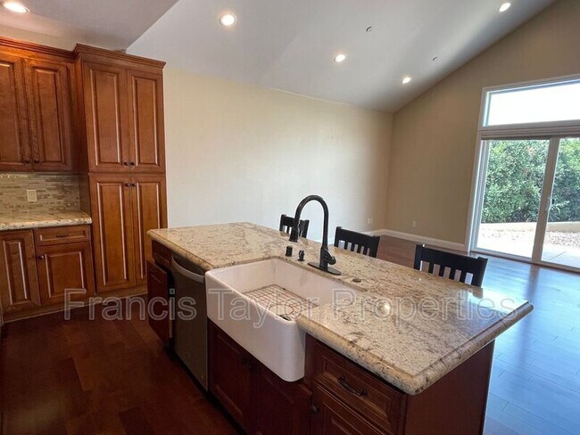 Building Photo - 14398 Harvest Crescent