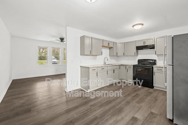 Building Photo - 2129 13th St N