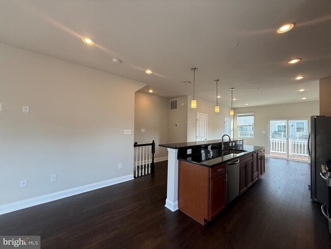 Building Photo - 7105 Druce Way