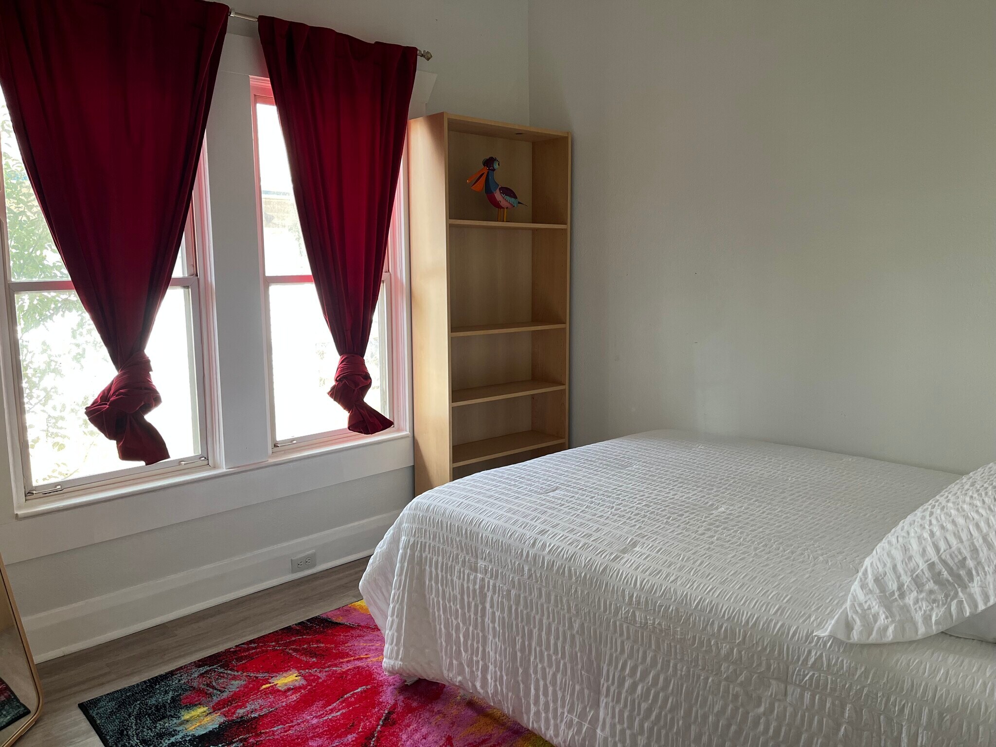 Building Photo - 402 E North St