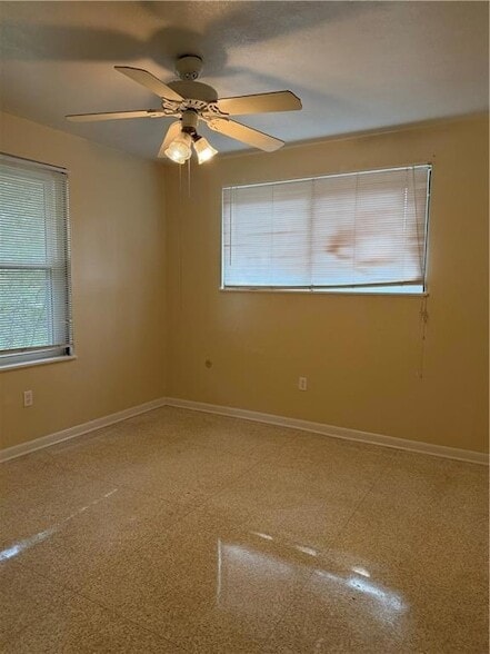 Building Photo - 140 Cindy Lou Pl