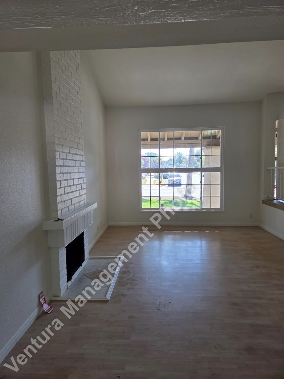 Building Photo - 2333 Lawnview Ct